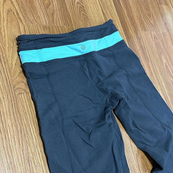 Lululemon capris - Picture 3 of 3